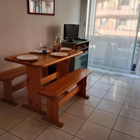 Equipee Pour 4 Personnes 4calyi/2 *