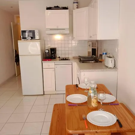 Apartment Equipee Pour 4 Personnes 4calyi/2 Canet-en-Roussillon